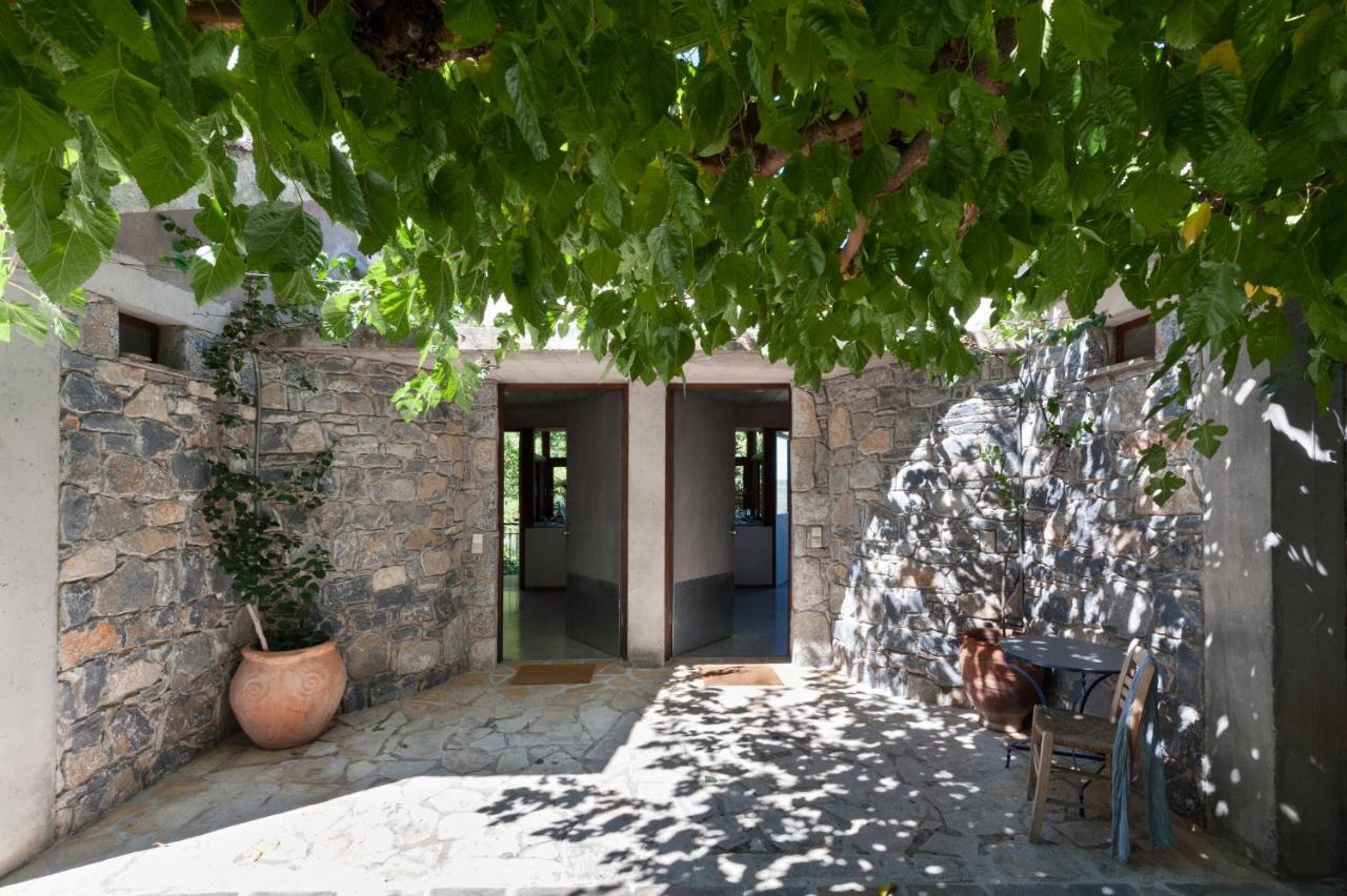 Studios Kyparissi & Spa Tirós 외부 사진