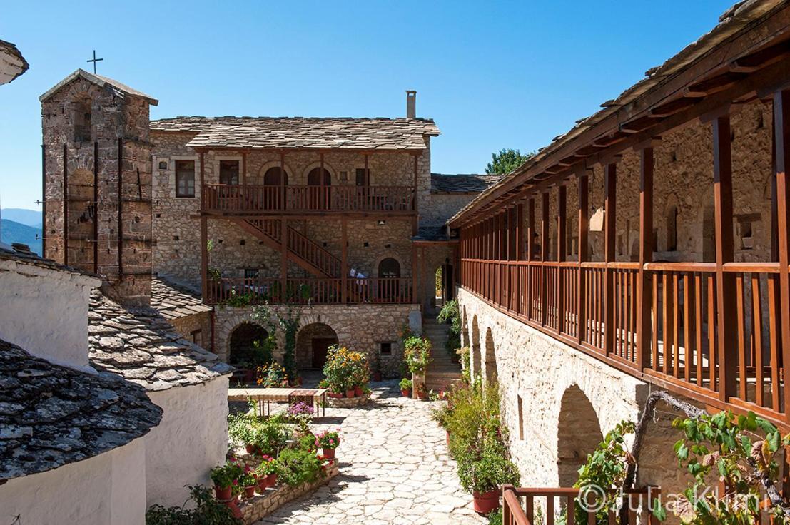 Studios Kyparissi & Spa Tirós 외부 사진
